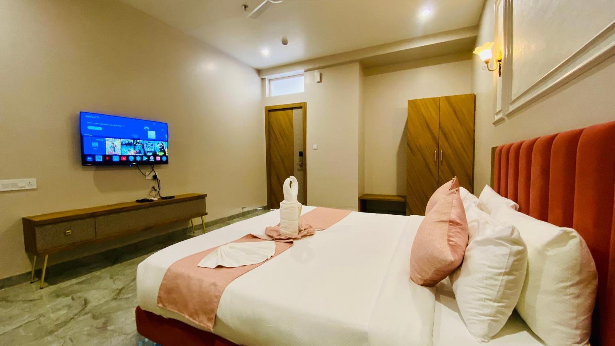 Anantara Club And Resort, Ujjain Buitenkant foto