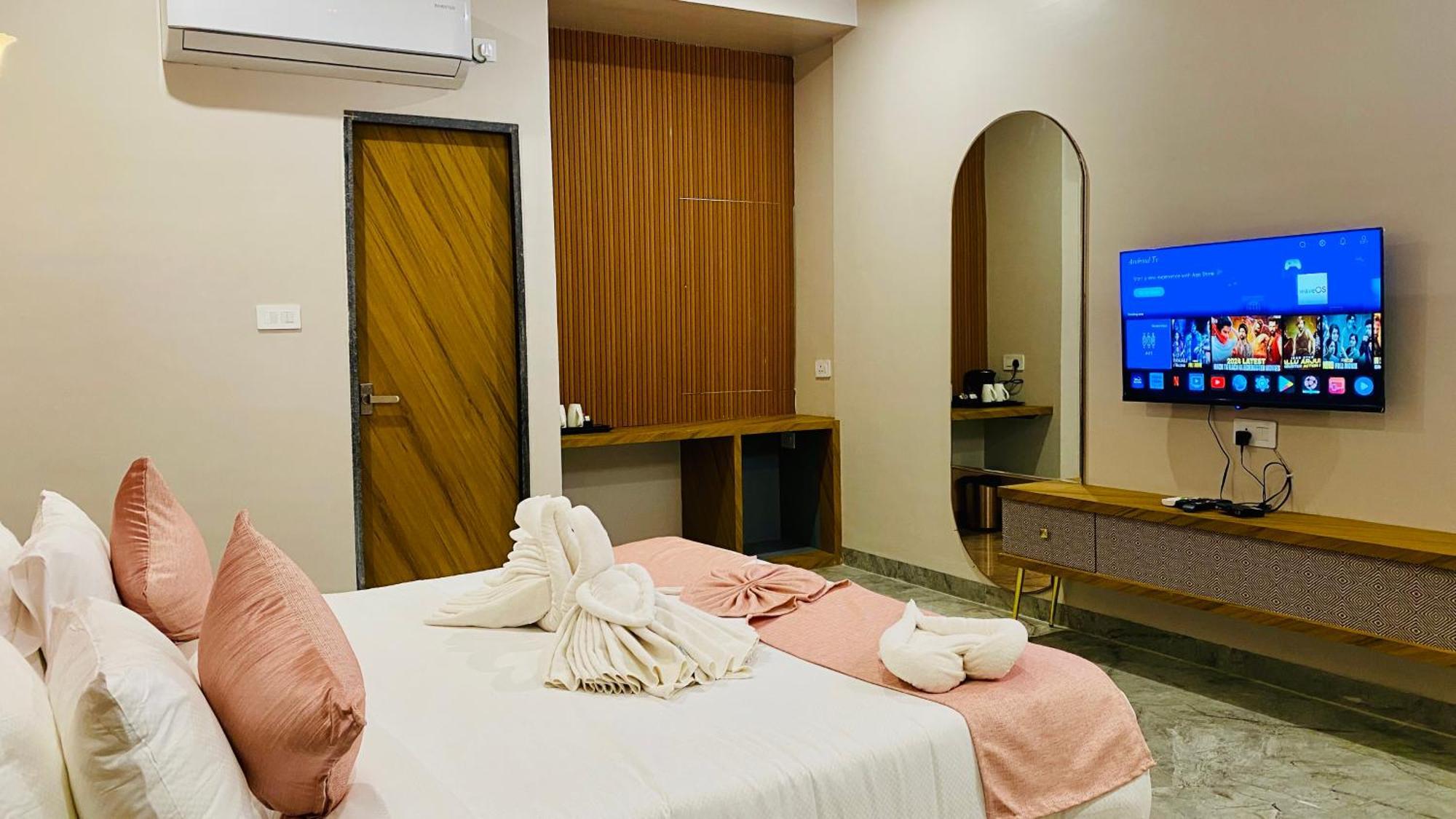 Anantara Club And Resort, Ujjain Buitenkant foto