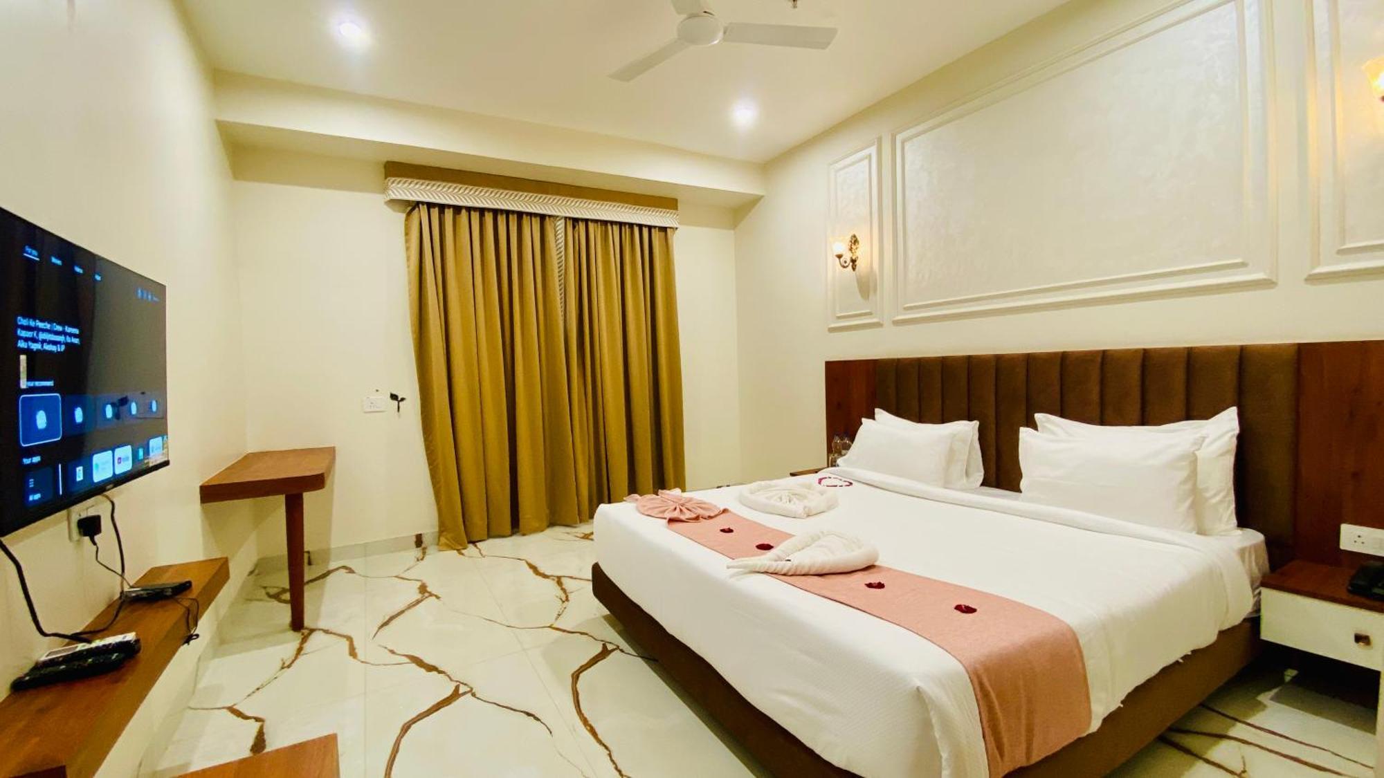 Anantara Club And Resort, Ujjain Buitenkant foto